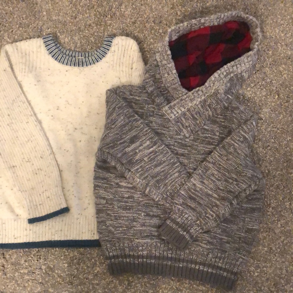 Two Cat and Jack 3T sweaters